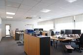 Büro- u. Besprechungsräume - 