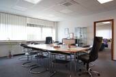 Büro- u. Besprechungsräume - 