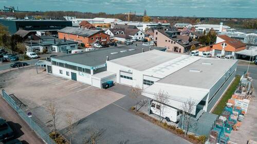 großzügiges Gewerbeobjekt in Garbsen - Halle zum Kaufen in Garbsen