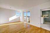 Heller Wohnbereich. - 3 Zimmer Etagenwohnung zum Kaufen in München