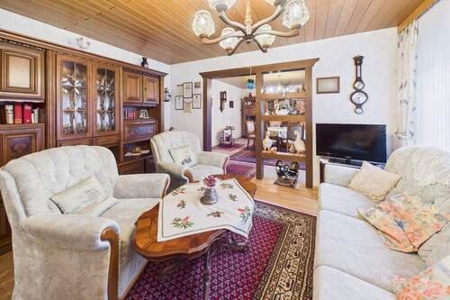 Wohnzimmer - Reihenmittelhaus mit 131,80 m&sup2; in Fell zum Kaufen