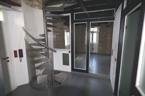 EG Eingang Flur - 4 Zimmer Einfamilienhaus in Mainz