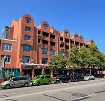 Traditionslokal auf 2 Ebenen mit 2 TG-Stellplätzen in begehrter Lage Holtenauer Straße, Kiel