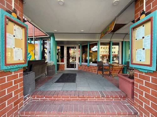 Überdachter Eingangsbereich - Gewerbeobjekt (Büro, Produktion, Verkauf) zum Kaufen in Kiel