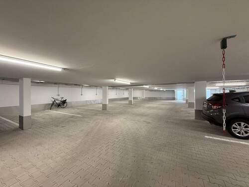 Tiefgarage - 