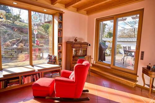 Wohnbereich mit Zugang zur Terrasse - 