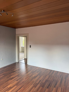 1 (2) - 8 Zimmer Einfamilienhaus zum Kaufen in Söhlde