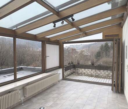 Wintergarten u. Balkon - 