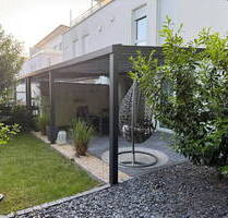 Moderne Doppelhaushälfte in Feldrandlage mit überdachter Südterrasse in Nieder-Olm