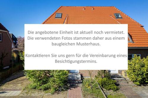 Haus_Kaufen_Fahrland_ Hausfassade - 6 Zimmer Doppelhaushälfte zum Kaufen in Potsdam