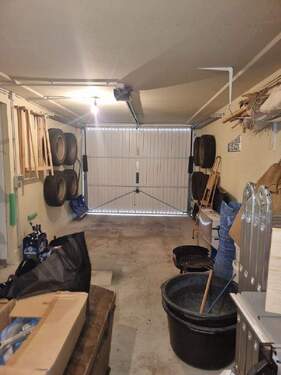 Garage - 