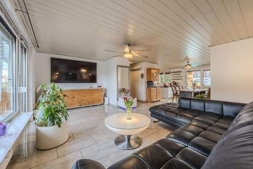 Wohnzimmer - 5 Zimmer Etagenwohnung in Aschaffenburg