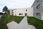 Eigener Hauszugang - 5 Zimmer Mehrfamilienhaus, Wohnhaus zur Miete in Neumarkt