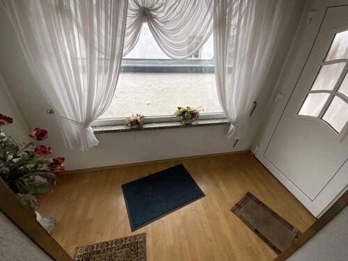 Eingangsbereich - Einfamilienhaus mit 192,50 m&sup2; in Niederorschel zum Kaufen