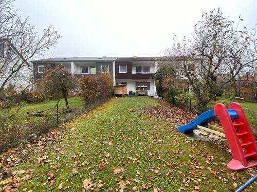 Hausansicht vom Garten - 4 Zimmer Einfamilienhaus zum Kaufen in Germering