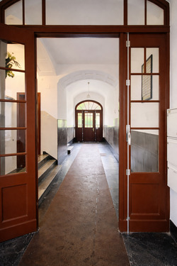 Eingangsbereich - Etagenwohnung mit 87,00 m&sup2; in Berlin zum Kaufen