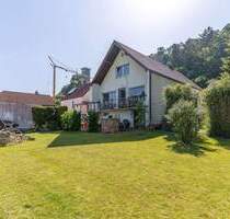 Familienparadies trifft Naturpanorama - großzügiges EFH mit zwei Grundstücken - Wellheim