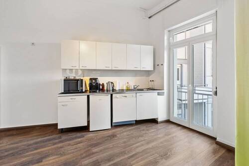 Teeküche mit Balkon - Büro mit 158,00 m&sup2; in Karlsruhe zur Miete