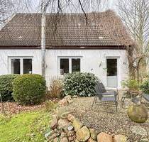 Verwunschenes EFH mit großem Garten in Sieverstedt