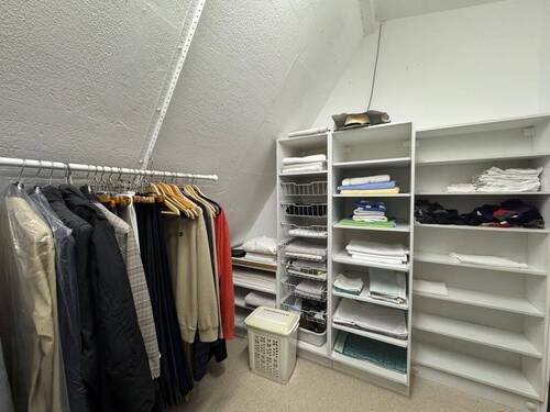 praktisches Ankleidezimmer - 