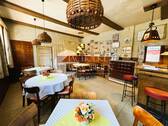 210.Haus.Innen.Gaststätte - 