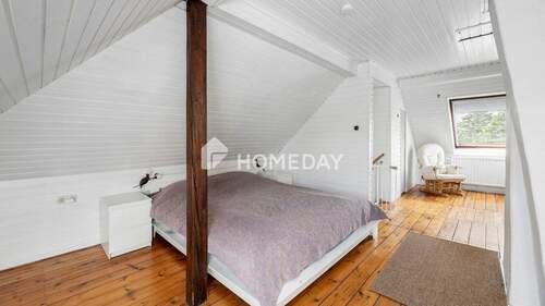 2. OG Schlafzimmer 2 - 