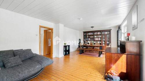 1. OG Wohnzimmer 1 - 