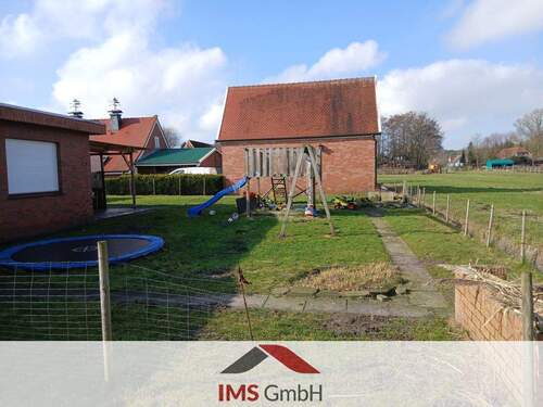 Gartenbereich - 6 Zimmer Einfamilienhaus in Weener