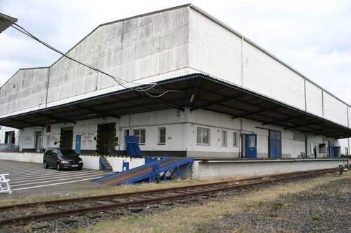 Frontansischt Lagerhalle - ab 90m² Lagerfläche in Frankfurt-Gutleutviertel zu vermieten