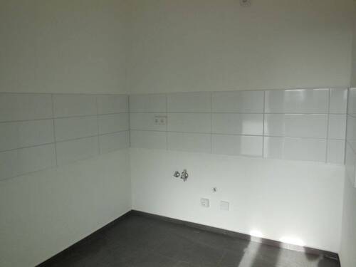 Küche - 3 Zimmer Etagenwohnung zur Miete in Dessau-Roßlau
