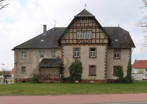 Hausansicht - 2 Zimmer Mehrfamilienhaus, Wohnhaus zum Kaufen in Waldeck
