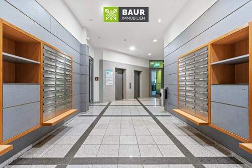 Treppenhaus_web - 2 Zimmer Etagenwohnung in Neu-Ulm