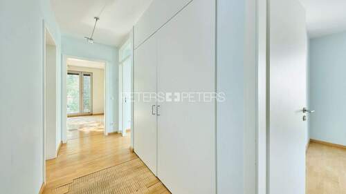 Flur / Eingangsbereich - 