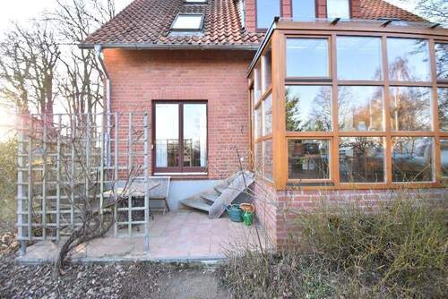 Terrasse - Mehrfamilienhaus, Wohnhaus mit 145,00 m&sup2; in Bienenbüttel zum Kaufen