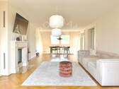 Wohn-/Esszimmer - Cecilienallee: Luxus-Maisonette mit Rheinblick - exklusive Ausstattung, Einbauküche, Stellplätze