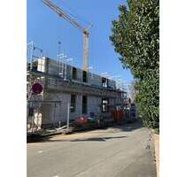 Sieht gut aus für Sie! Top-2-Zimmer-Neubau-Whg. mit Balkon, Duschbad, Abstellraum, großzügig belichtet, barrierefrei und mit Komplett-Ausstattung! - Fürth Ronhof