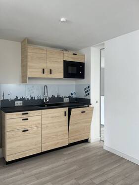 Einbauküche - 3 Zimmer Büro zur Miete in Hannover