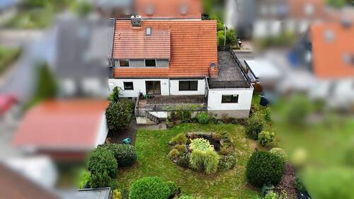 Rückansicht - Großzügig. Familienfreundlich. Wohnen auf dem Rastpfuhl in Saarbrücken