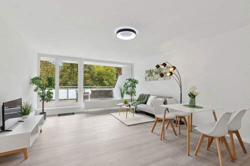 Wohnzimmer - 2 Zimmer Etagenwohnung zum Kaufen in Blieskastel