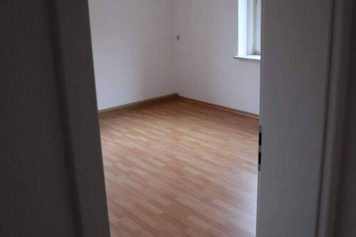 Zimmer - Etagenwohnung mit 51,50 m² in Plauen zur Miete