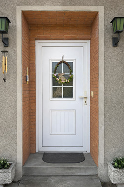 Hauseingang - 3 Zimmer Einfamilienhaus zum Kaufen in Falkensee