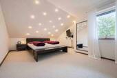 Schlafzimmer OG - 