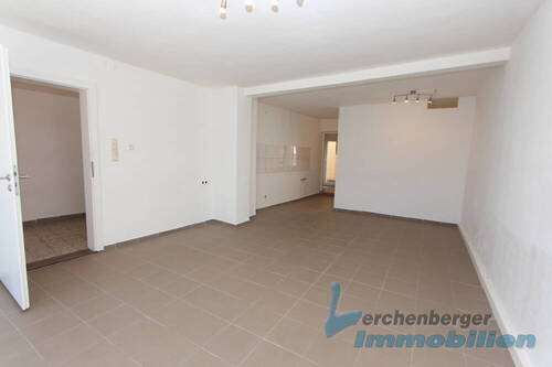 Wohnraum - 5 Zimmer Einfamilienhaus in Plattling