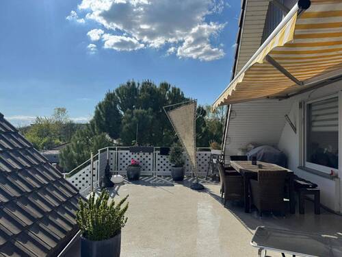 Dachterrasse - 9 Zimmer Einfamilienhaus zum Kaufen in Weisweil