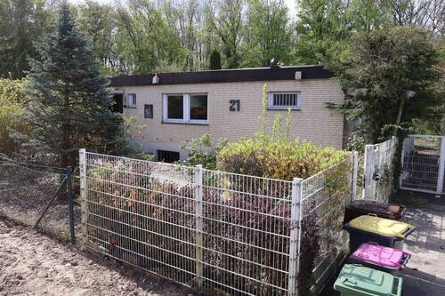 Zugang Haupteingang - 1 Zimmer Bungalow zum Kaufen in Dormagen