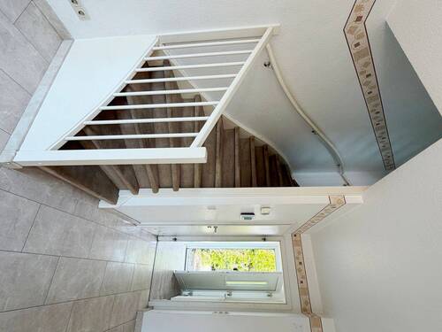 Treppe (EG).JPG - 