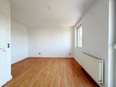 Schlafzimmer - Ansicht 2 (1.OG).JPG - 