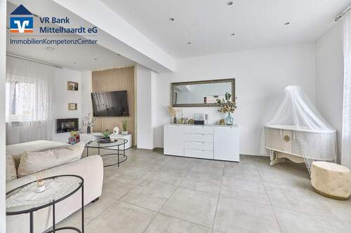 Wohnzimmer - Modernes Einfamilienhaus mit separater Einliegerwohnung in Ludwigshafen-Friesenheim!
