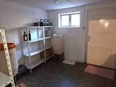 Keller und Ausgang zum Garten - 