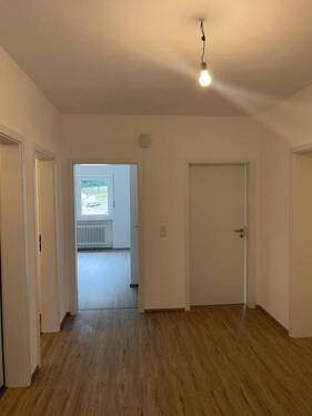 Schöne Böden - Etagenwohnung mit 101,00 m² in Lauterhofen-Traunfeld zur Miete